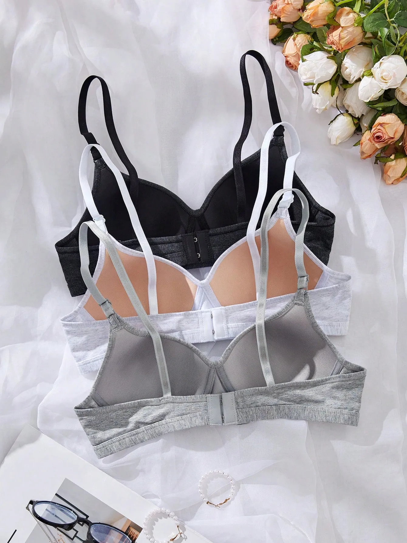 3PCS Lady's Comfortable Sleep Multicolour Wireless Soft Solid Underwear Bra, Lingerie