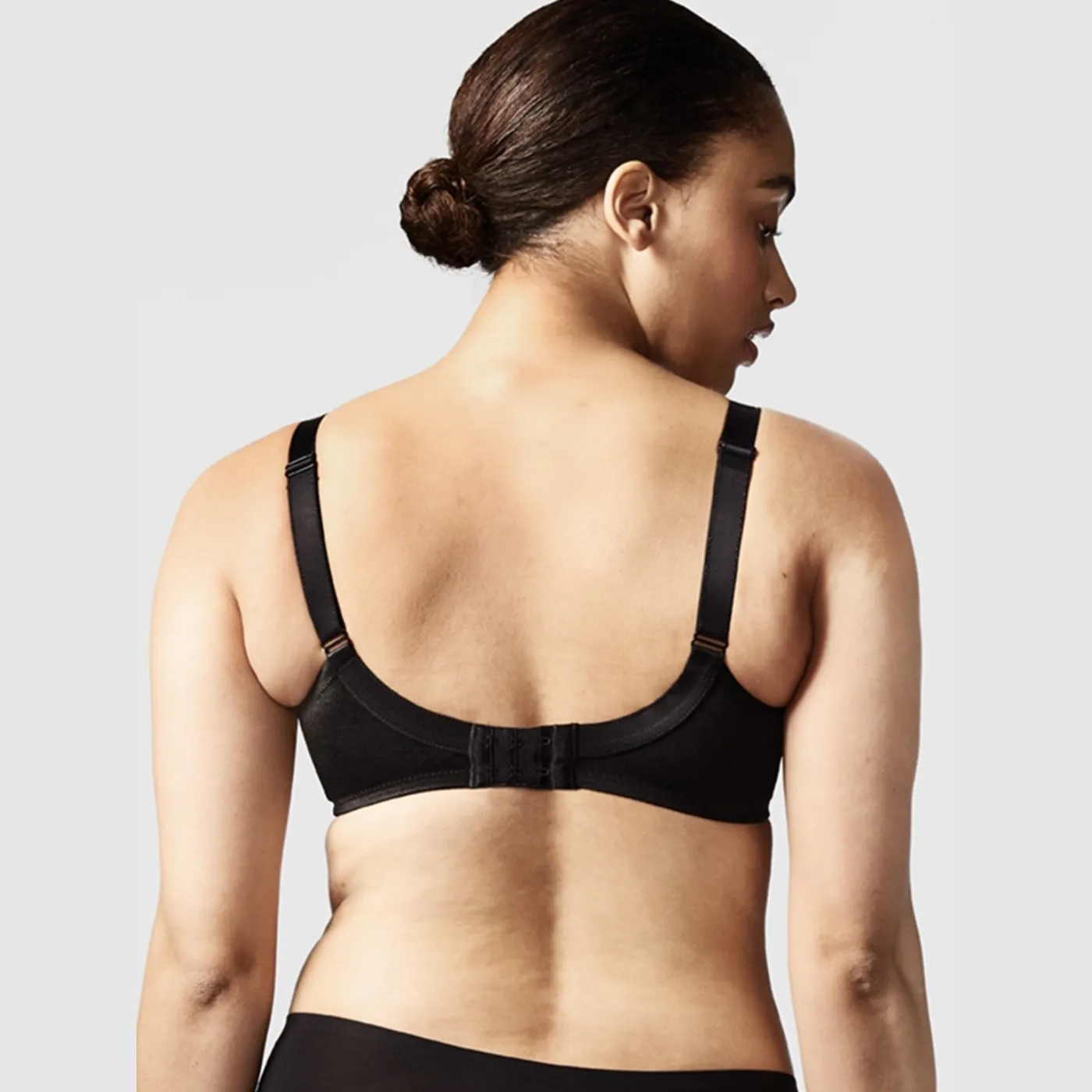 Chantelle Hedona Seamless Unlined Minimizer Bra | Black