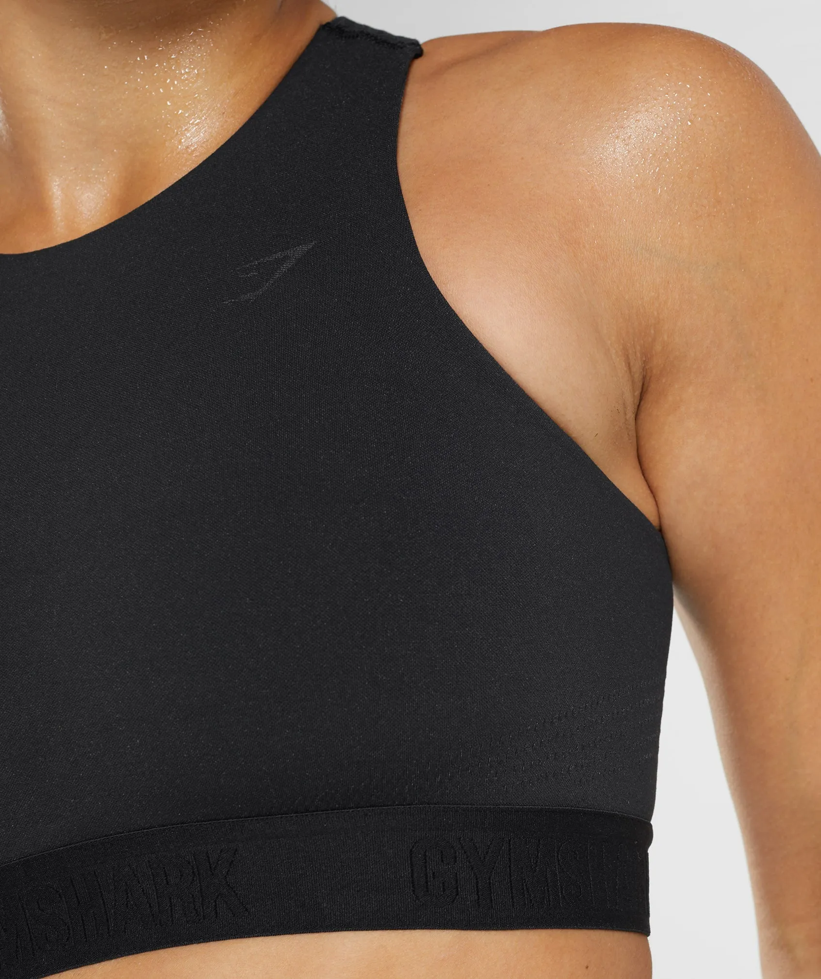 Gymshark 315 Performance High Neck Sports Bra - Black/Graphite Grey